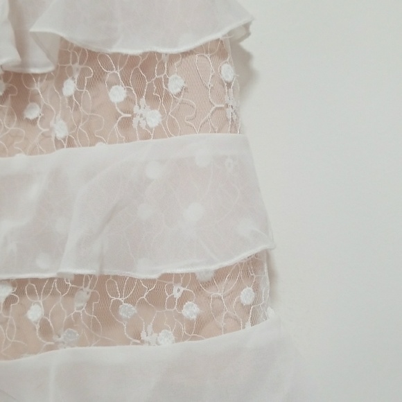 Forever 21 White Lace Mini Skirt - Picture 2 of 3